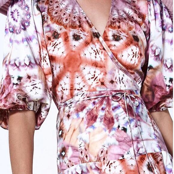 Alexis Lucine Printed Wrap Dress In Rose Tie Dye Mini Ruffled Size Medium - Picture 5 of 15